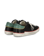 Sneakers Uomo Philippe Model Paris Prsx In Pelle Nera, Linguetta In Camoscio e Dettagli Rossi e Verdi art. PRLU VVB4 - immagine 3