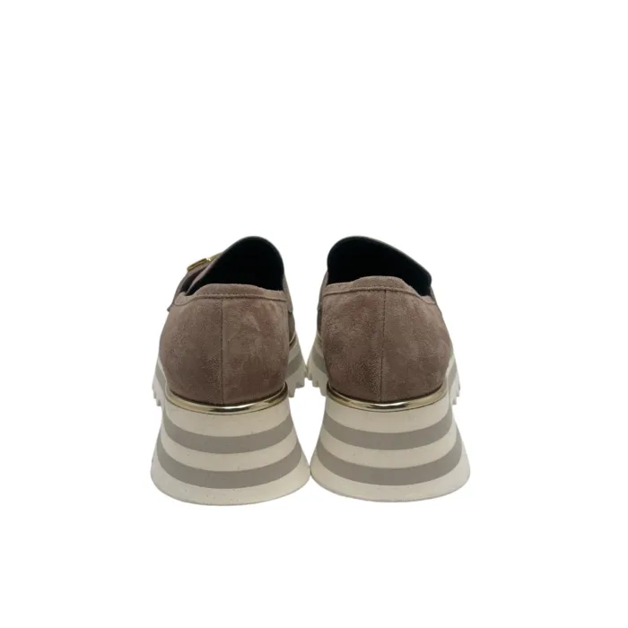 Mocassino Luca Grossi In Camoscio Acero con Accessorio Morsetto Oro Tacco 4 cm art. K674M, foto 6 di 6