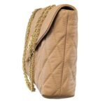 Borsa a Spalla Via Roma 15 in Pelle Beige con Effetto Trapuntato e V Dorata art. VR700 - immagine 2