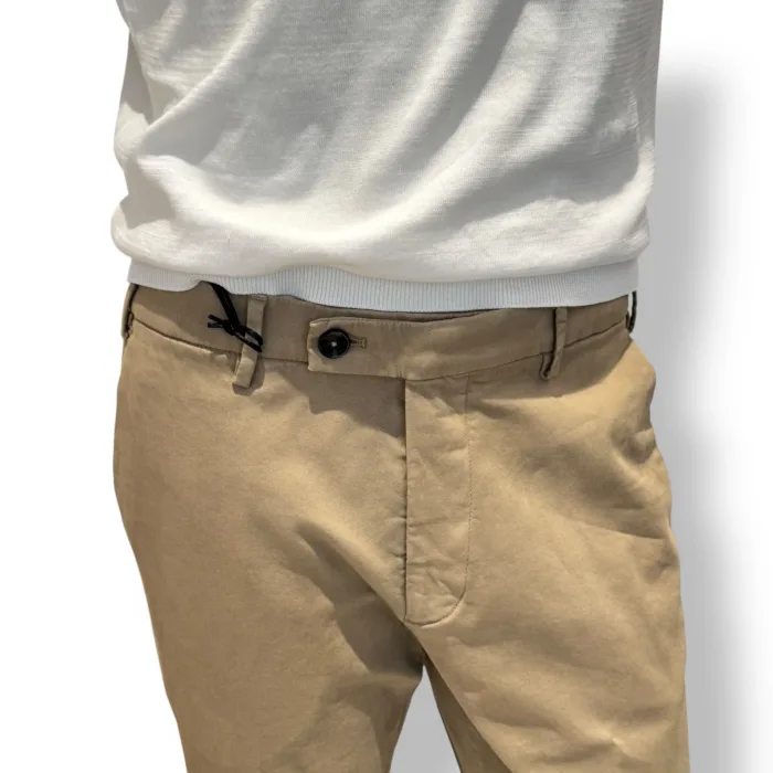 Pantalone Tasca a Filo Michael Coal Brad In Caldo Cotone Beige One More Size art. MCBRAMM2505F25L, foto 2 di 3