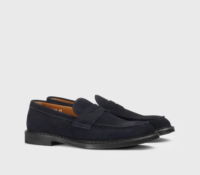 Mocassino Penny Uomo Doucal's In Camoscio Blu Fondo Nero Art. DU2528SIEWUF009NB00, foto 1 di 4