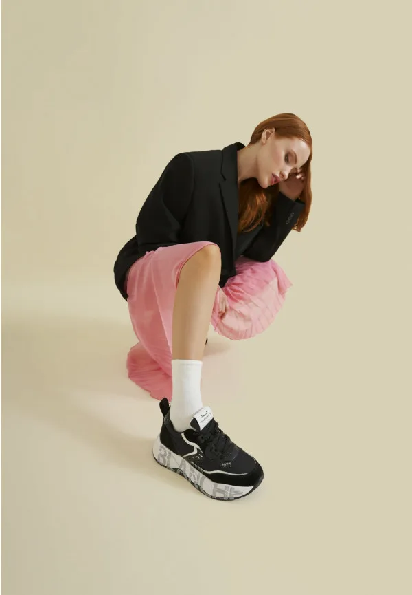 Sneakers Voile Blanche Donna in Camoscio e Nylon Nero, Dettagli Argento art. Club 105 Black Silver 1A03, foto 2 di 5