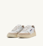 Sneakers Autry Donna in Pelle e Camoscio con Spoiler Nero art. AULW LS21 - immagine 2