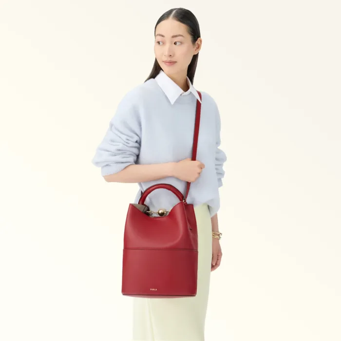 Borsa A Mano Piccola Furla In Pelle Rossa art. Furla Sfera S Bucket Bag WB01679 BX3169 4078S, foto 2 di 5