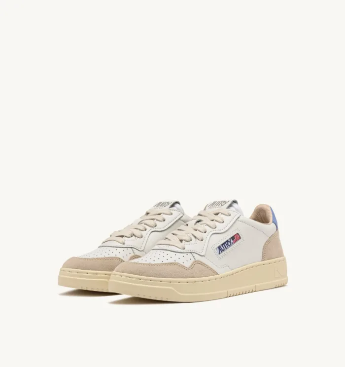 Sneakers Autry Donna in Pelle e Camoscio con Spoiler Azzurro art. AULW LS04, foto 2 di 5