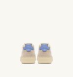 Sneakers Autry Donna in Pelle e Camoscio con Spoiler Azzurro art. AULW LS04 - immagine 3