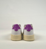 Sneakers Autry Donna in Pelle Bianca con Spoiler Viola art. AULW LL08 - immagine 2