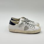 Sneakers Uomo Philippe Model Paris Prsx in Pelle Bianca e Spoiler Blu Lucido art. PRLU V032