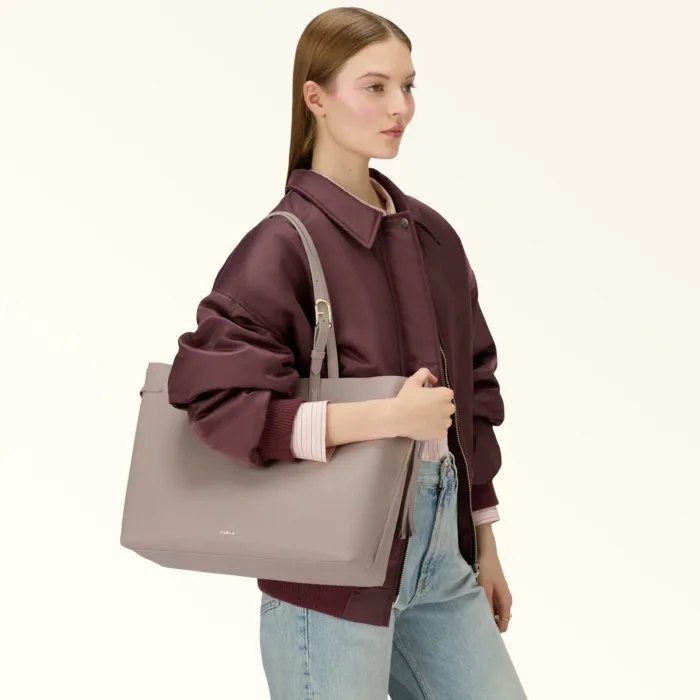 Borsa A Spalla Shopping Bag Furla In Pelle di Vitello Grigio Chiaro art. Ava WB02059 BX4329 4621S, foto 2 di 5