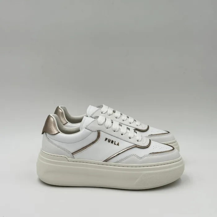 Sneakers Donna Furla in Pelle Bianca e Dettagli Dorati art. YK73NUA, foto 1 di 5
