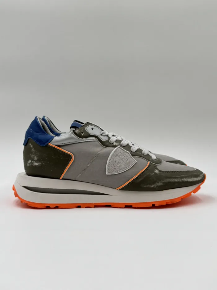 Sneakers Uomo Philippe Model Tropez Haute In Pelle e Nylon Verde Militare e Dettagli Fluo art. TKLU WNV2, foto 1 di 4
