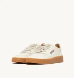 Sneakers Autry Donna In Pelle Bianca e Fondo Beige Scuro art. AULW BD01 - immagine 2