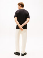 T-shirt Uomo Tommy Hilfiger Regular fit Nera in Cotone con Logo Frontale in Rilievo cod MW0MW42736 BDS - immagine 4