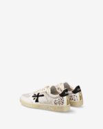 Sneakers Premiata Donna in Pelle Avorio e Borchie art. Bskt Clayd 7661 - immagine 4