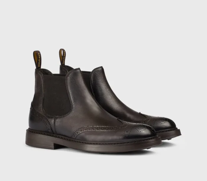 Stivaletto Beatles Doucal's Uomo in Pelle Testa di Moro con Impunture e Coda di Rondine DU3091BRUXUF188TM00 Triumph T. Moro, foto 3 di 4