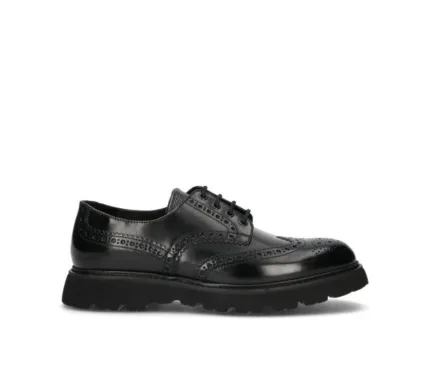 Derby Uomo Doucal's In Pelle Nera con Coda di Rondine Fonda Gomma Ultralight Art. DU3225GOTNPF733NN00