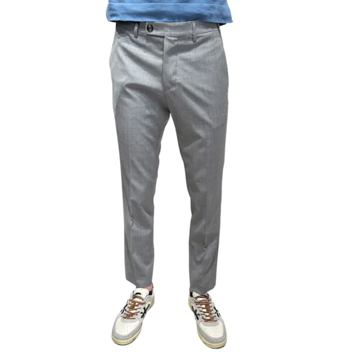 Pantaloni Fresco Lana con Elastico in vita e Tasca a Filo Michael Coal Grigio Chiaro art. Brad One More Size 3687 Capri, foto 1 di 3