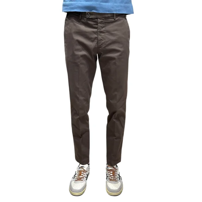 Pantaloni In Cotone con Elastico in vita e Tasca a Filo Michael Coal Testa Di Moro art. Brad One More Size 2563 Capri, foto 1 di 3