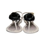 Sandali Artigianali  Menghi Made in Italy infradito Avorio con Camelia Nera art. 131/Flower Ivory/Black - immagine 3