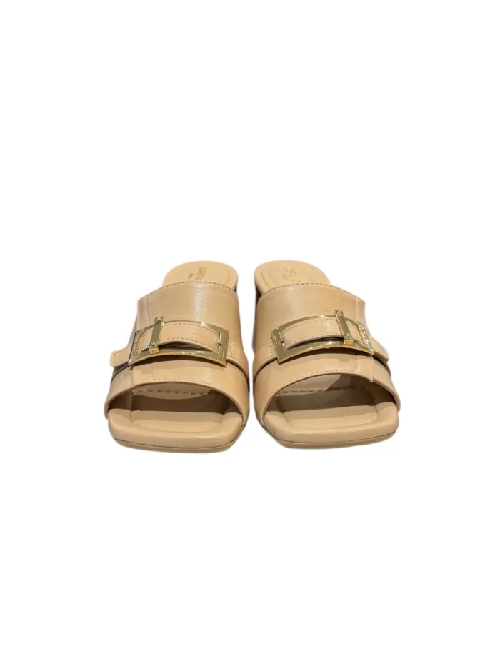 Sandalo Mules Sabot Lorenzo Mari in Nappa Beige Nude Dettaglio Fibbia Tacco 7 cm art. Fresia 14, foto 3 di 5