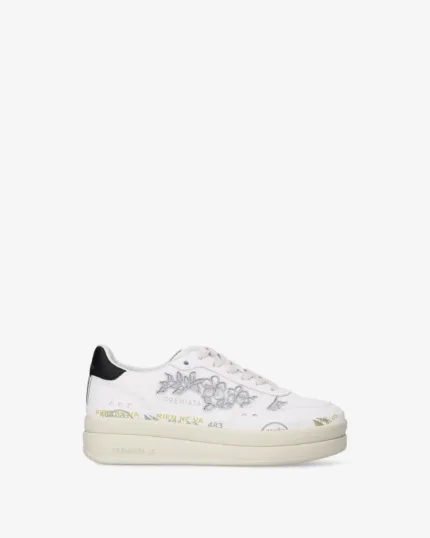 Sneakers Premiata Donna in Pelle Bianca e Dettagli Ricamati art. Micol 8255