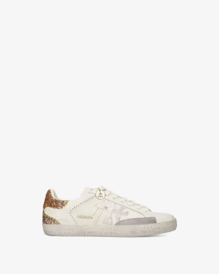 Sneakers Premiata Donna in Pelle Avorio e Dettagli Glitter art. Stevend 8059