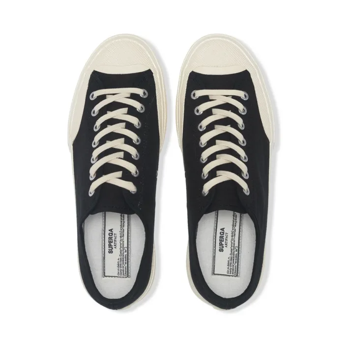 Sneakers Superga Uomo in Tela Nera Suola Bianca art. 2432 Works Low Cut Cotton Canvas Black-Off White, foto 4 di 5