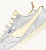 Sneakers Autry Windspin Donna in Pelle Argento art. WSLW AJ02 - immagine 6