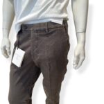 Pantaloni In Misto Lino con Elastico in vita e Tasca a Filo Michael Coal Testa Di Moro art. Brad One More Size 2951 Capri