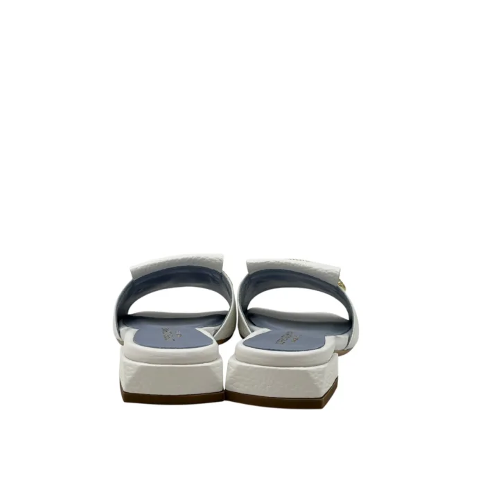 Ciabatta Lorenzo Mari In Pelle Martellata Bianca, Accessorio Oro Tacco 3 cm art. Samu Mag 51, foto 5 di 5
