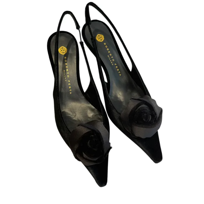 Slingback Roberto Festa in Velluto Nero Dettaglio Fiore Tono su Tono  Tacco 6 cm art. ISTINYA, foto 2 di 4