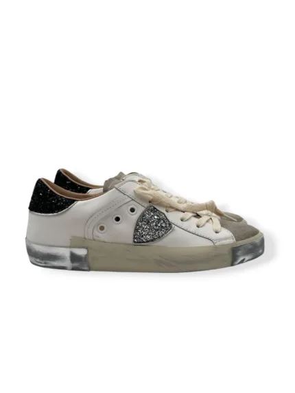Sneakers Donna Paris Prsx Philippe Model in Pelle Bianca, Linguetta in Camoscio e Spoiler Glitter Nero art. PRLD VG09