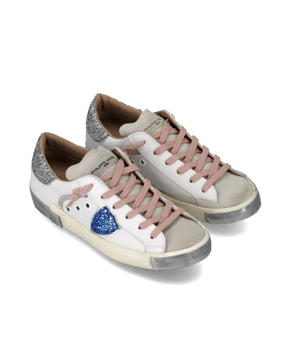 Sneakers Donna Paris Prsx Philippe Model in Pelle Bianca, Linguetta in Camoscio e Spoiler Glitter Argento art. PRLD VG10, foto 2 di 5