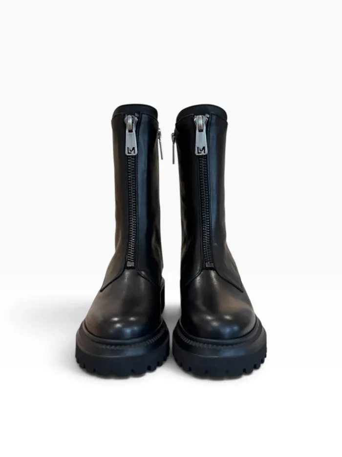 Biker Lorenzo Mari in Pelle Nera Fondo Nero H 5 cm art. Charlotte 02, foto 3 di 5