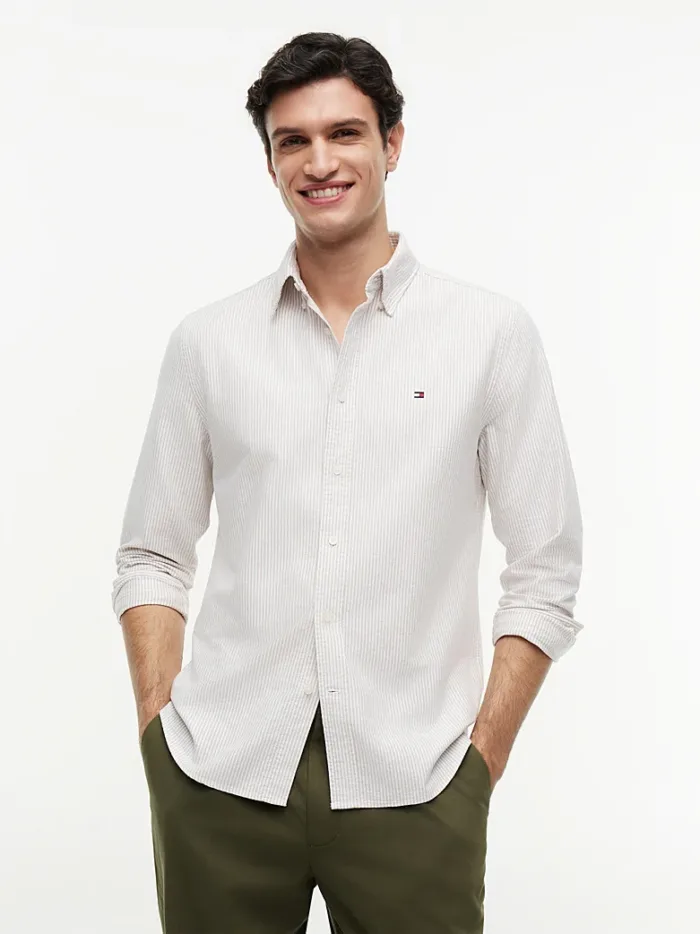 Camicia Uomo Tommy Hilfiger Oxford Regular Fit in Cotone a Righe Beige Fondo Bianco cod MW0MW36238 0AA, foto 2 di 3
