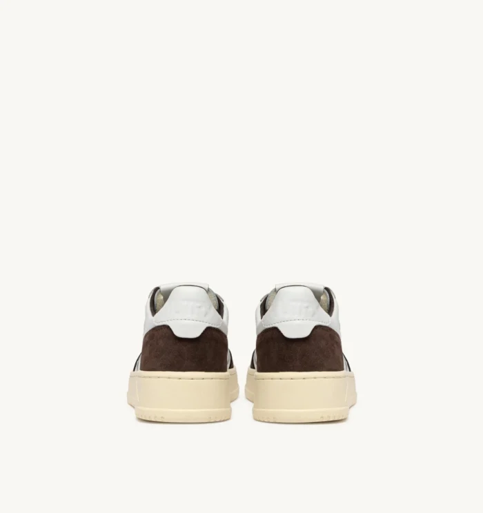 Sneaker Donna Autry Medalist Low in Pelle Bianca e Camoscio Testa di Moro mod. AULW FT19, foto 5 di 5