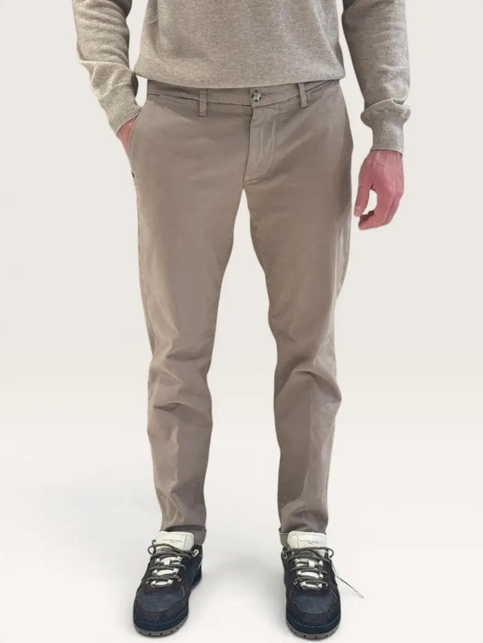 Pantalone Uomo Re-Hash Tortora Tasca a Filo Art. Mucha Chinos PA26 2076 7117, foto 1 di 3