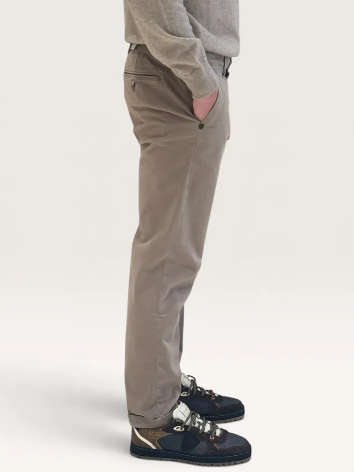 Pantalone Uomo Re-Hash Tortora Tasca a Filo Art. Mucha Chinos PA26 2076 7117, foto 2 di 3