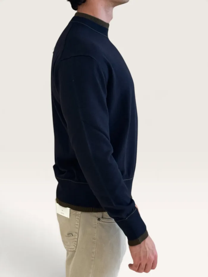 Maglia Paolo Pecora Girocollo Loose Fit in Lana Merino Extrafine Blu e Ebano cod. 26I C1M0 A007 F009 U621, foto 2 di 3