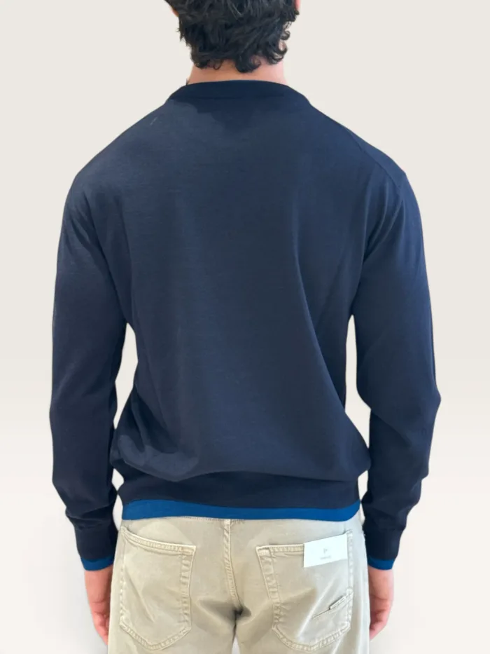 Maglia Paolo Pecora Girocollo Loose Fit in Lana Merino Extrafine Blu e Bianco cod. 26I C1M0 A019 F001 U661, foto 3 di 3